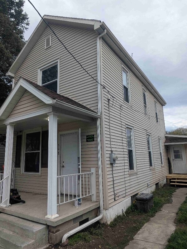 508 Waldo St in New Castle, PA - Building Photo - Building Photo