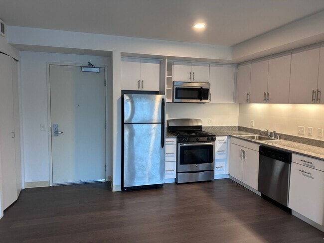 property at 1400 Mission St