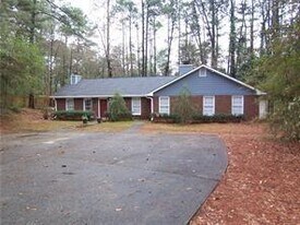 5458 Terrace Garden Way in Norcross, GA - Building Photo
