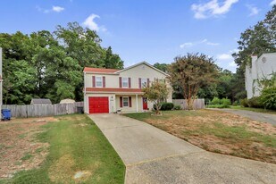 304 Charity Ln in Newport News, VA - Building Photo