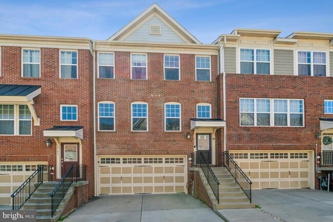 property at 2707 Amber Crest Rd