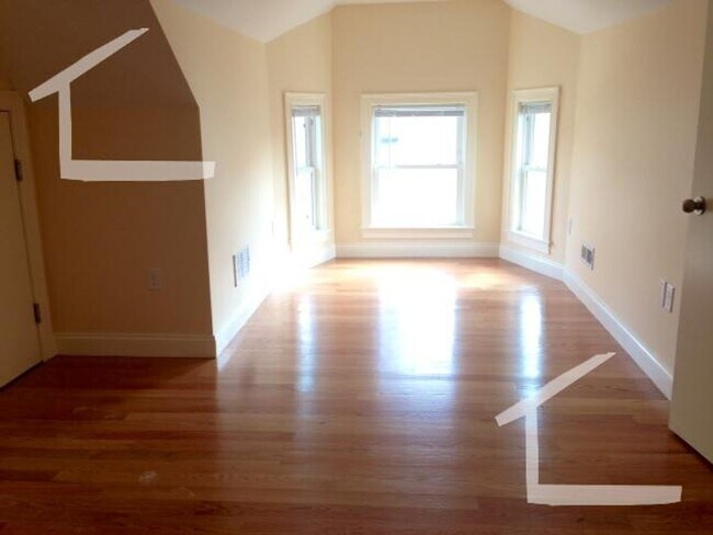 property at 50 Carleton St
