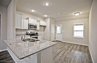 9025 Wildwood Way in Fort Smith, AR - Building Photo - Building Photo