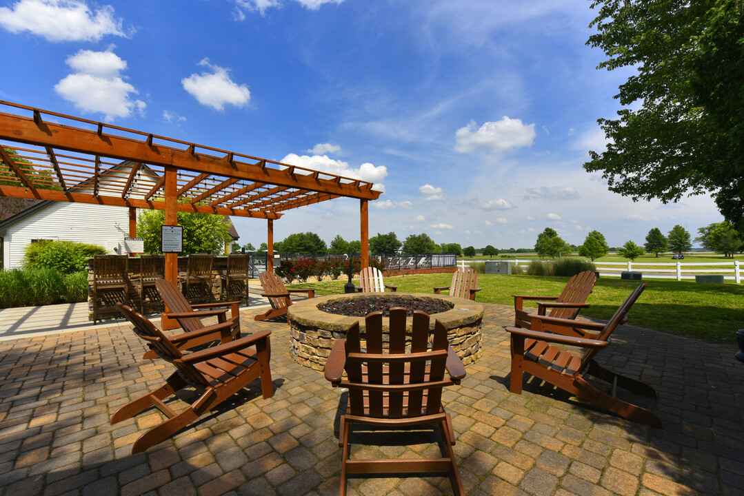 Fairways at Hartland in Bowling Green, KY - Building Photo