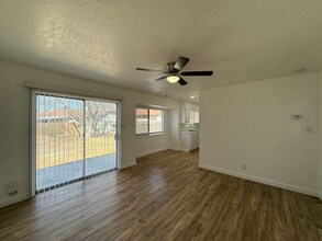 5419 Lk Grv Dr in San Antonio, TX - Building Photo - Building Photo