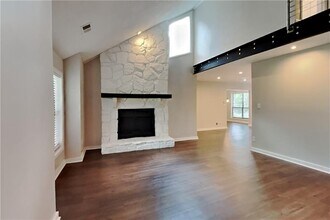 2197 Oakrill Ct in Marietta, GA - Building Photo - Building Photo