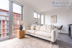 600 4th St SW in Washington, DC - Building Photo