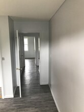 354 Mayfield Ave-Unit -B in Valparaiso, IN - Building Photo - Building Photo