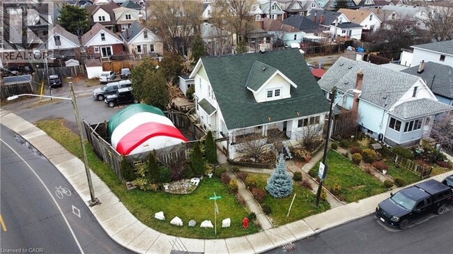 property at 168 Garside Ave N