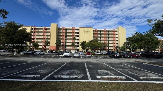 9455 W Flagler St in Miami, FL - Building Photo - Building Photo