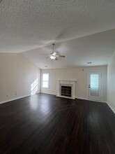 7235 Walking Horse Ct in Wilmington, NC - Building Photo - Building Photo