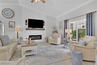 1151 Jardin Dr in Naples, FL - Building Photo - Building Photo