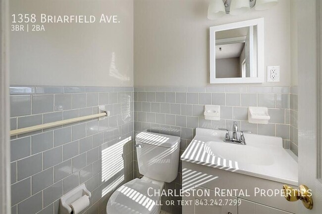 1358 Briarfield Ave in Charleston, SC - Building Photo - Building Photo