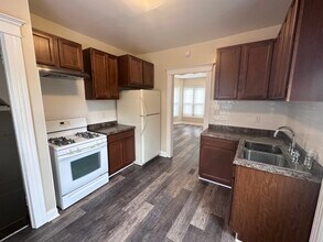 337 S Fordham Ave in Aurora, IL - Building Photo - Building Photo
