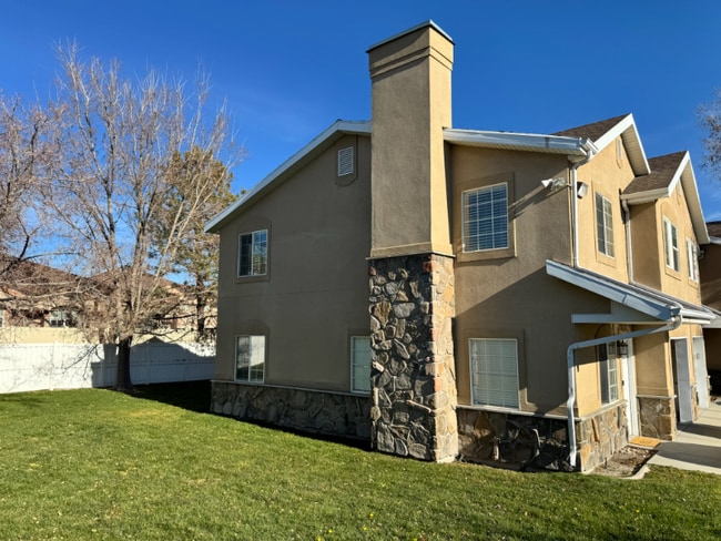 1586 W Compass Pt Ln in West Jordan, UT - Building Photo - Building Photo