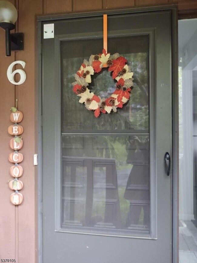 5 Village Way in Vernon, NJ - Building Photo - Building Photo