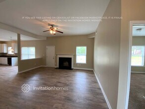 4968 Locherby Dr in Fairburn, GA - Foto de edificio - Building Photo