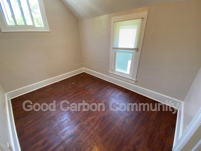 331 Schenck St in North Tonawanda, NY - Building Photo - Building Photo