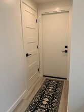 1195 Wikiup Dr in Santa Rosa, CA - Foto de edificio - Building Photo