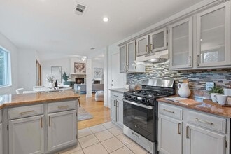 3633 Peregrine Falcon Dr in Austin, TX - Foto de edificio - Building Photo