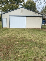 36 Williams Ct in Nancy, KY - Building Photo