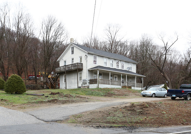 317 Fitchville Rd in Bozrah, CT - Building Photo - Building Photo