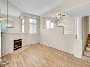4345 Freedom Dr in Calabasas, CA - Building Photo - Building Photo