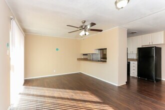 6420 Valley Ridge Dr in Fort Worth, TX - Foto de edificio - Building Photo