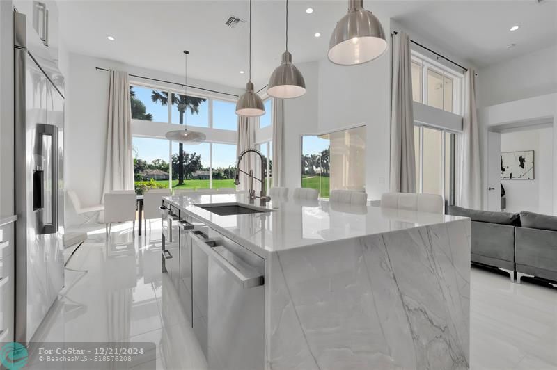 4088 Briarcliff Cir in Boca Raton, FL - Building Photo