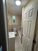 149-151-151 Scheerer Ave, Unit 2 in Newark, NJ - Foto de edificio - Building Photo