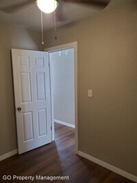 916 NW 2nd St photo'