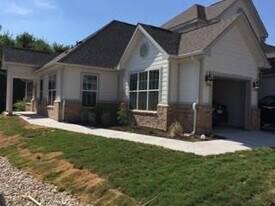 12200 Abbey Glen Ln in Austin, TX - Building Photo