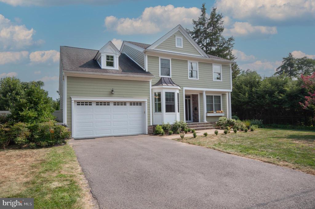 35 Hillside Rd in Princeton, NJ - Building Photo