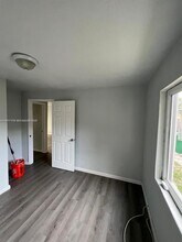 2864 NW 6th Ct in Fort Lauderdale, FL - Building Photo - Building Photo