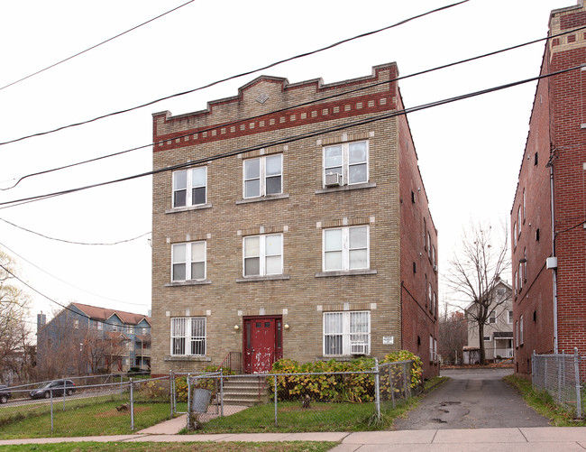 37-39 Nelson St in Hartford, CT - Foto de edificio - Building Photo