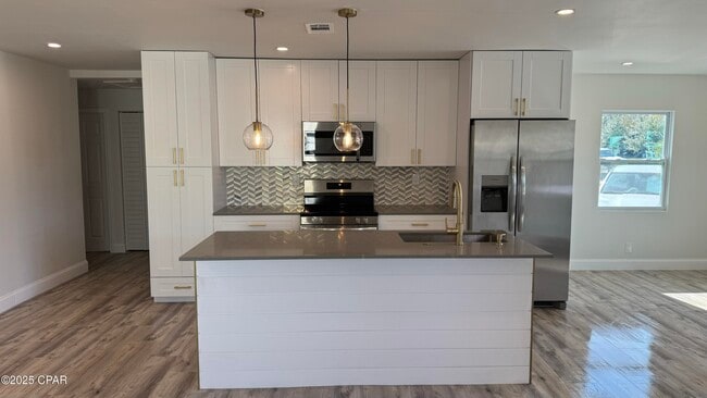 212 N Cove Blvd in Panama City, FL - Building Photo - Building Photo