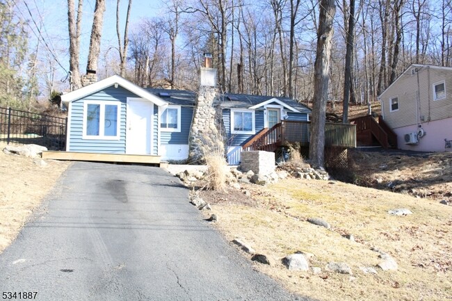 property at 4 Log Cabin Terrace