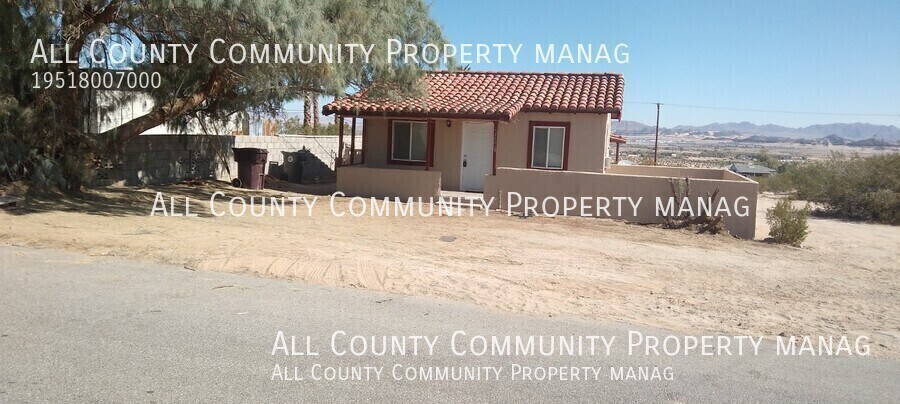 73502 Desert Trail Dr in Twentynine Palms, CA - Building Photo