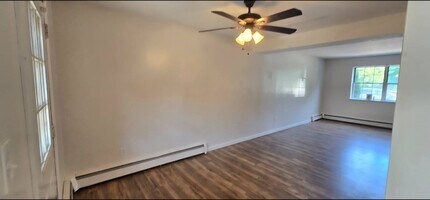 1335 Union Ave in Newburgh, NY - Foto de edificio - Building Photo