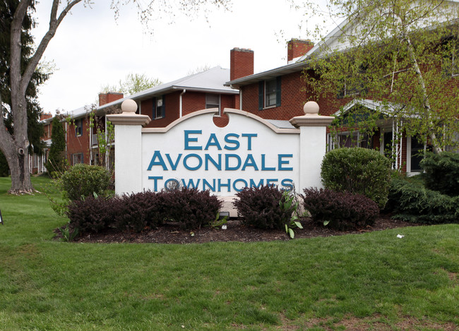 East Avondale Townhomes in Canton, OH - Building Photo - Building Photo