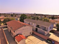 1565 W 207th St in Torrance, CA - Foto de edificio - Building Photo