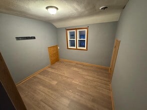 5102 S Nicholson Ave in Cudahy, WI - Building Photo - Building Photo