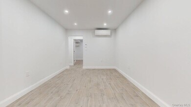 72-17 66th Pl in Queens, NY - Building Photo - Building Photo