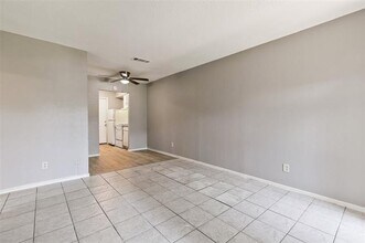 811 Redbird Dr in Irving, TX - Building Photo - Building Photo