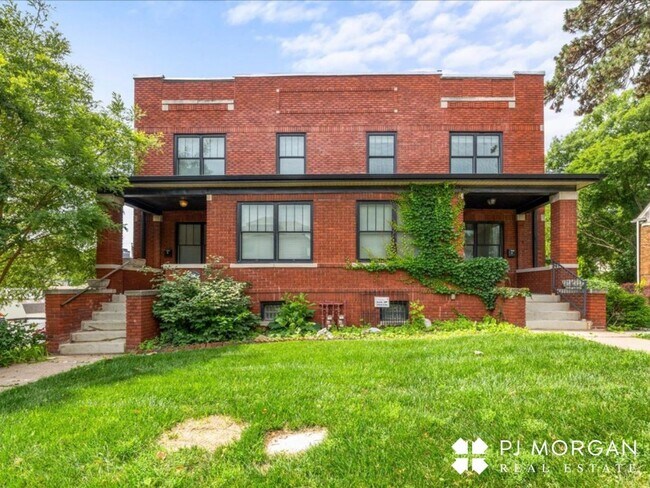 3603 Davenport St in Omaha, NE - Building Photo - Building Photo