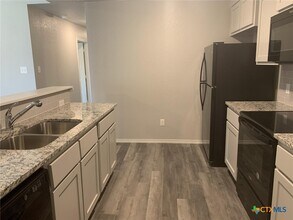 716 B Kimble Dr in Temple, TX - Building Photo - Building Photo