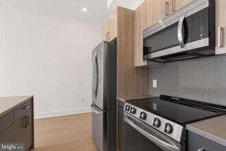 1731 Tilghman St in Philadelphia, PA - Building Photo - Building Photo
