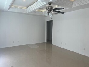 812 Old Angleton Rd in Clute, TX - Building Photo - Building Photo