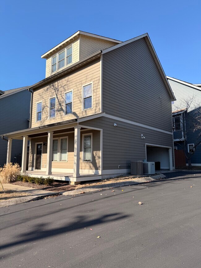 414 Acklen Park Dr in Nashville, TN - Foto de edificio - Building Photo