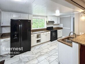 424 Robin Rd in Birmingham, AL - Building Photo - Building Photo